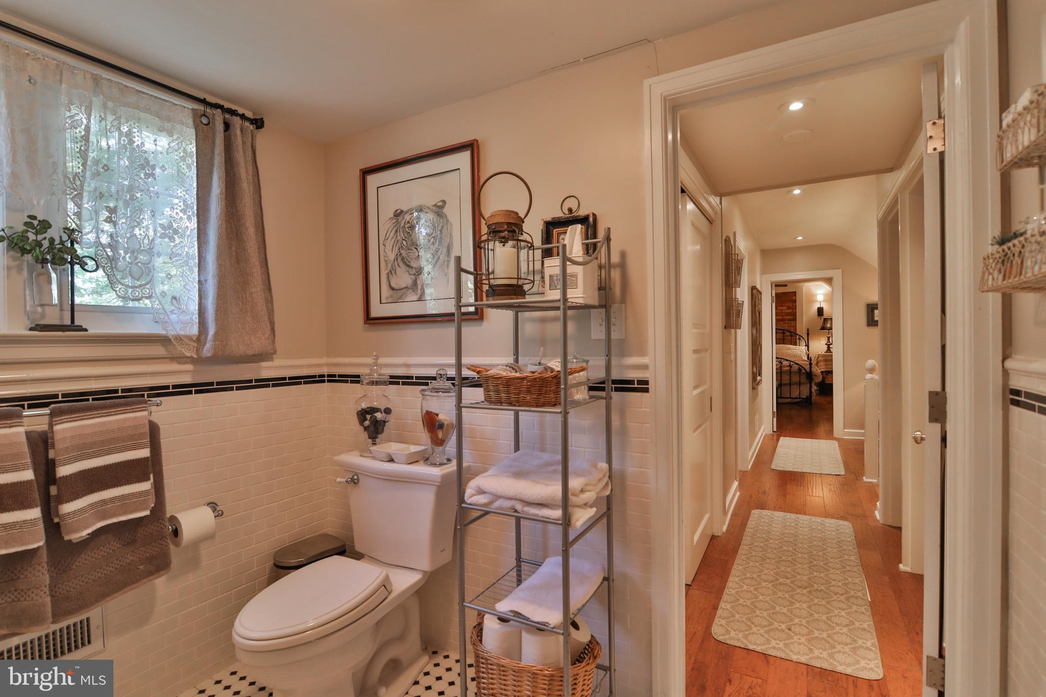 1906 Sycamore Street Bethlehem, PA 18017 - Photo 30 of 50