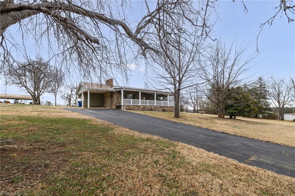 2465 Amostown Road Sandy Ridge, NC 27046 - Photo 4 of 39