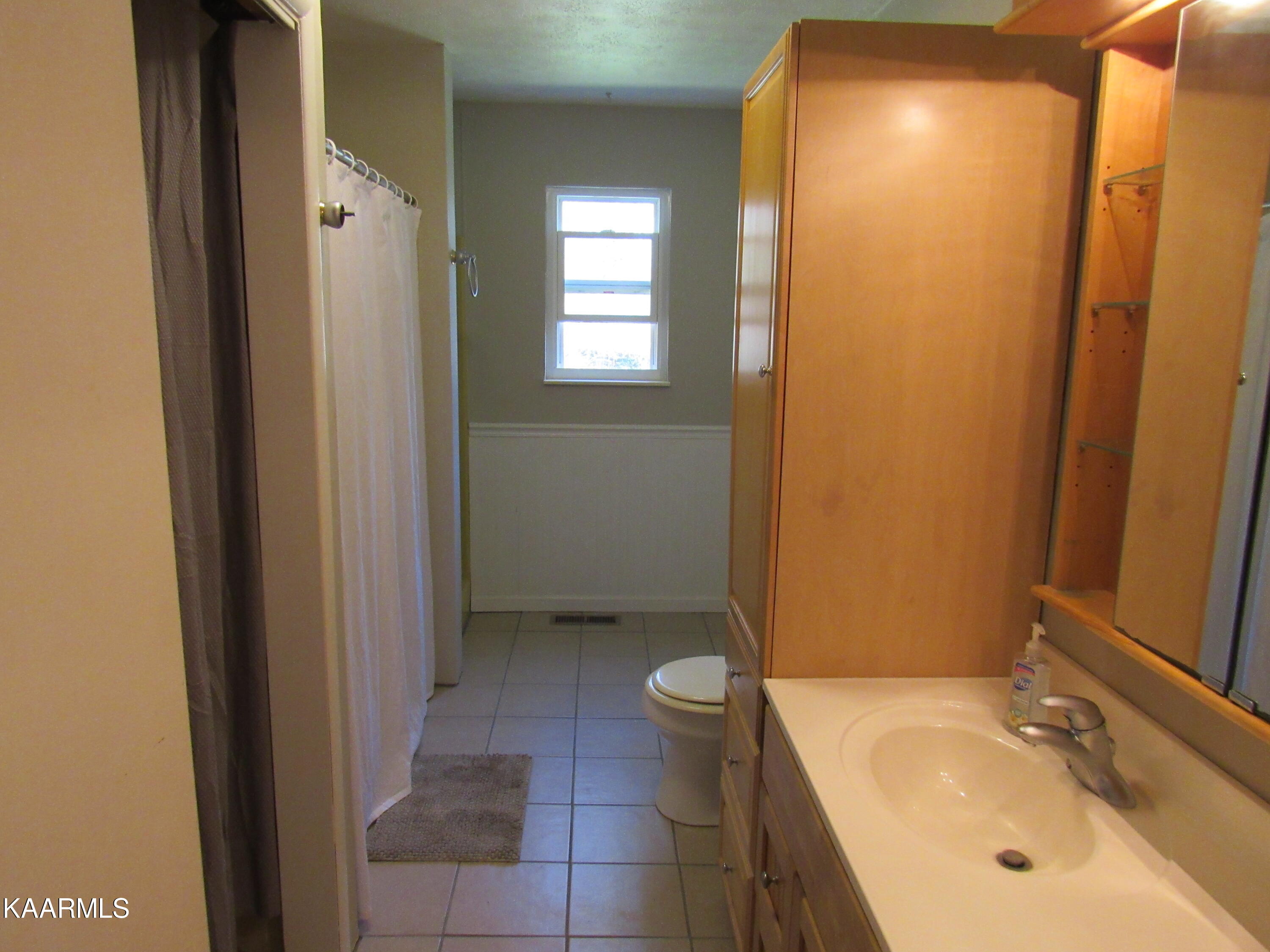 3424 Lobetti Road Knoxville, TN 37931 - Photo 13 of 18 IMG_0602