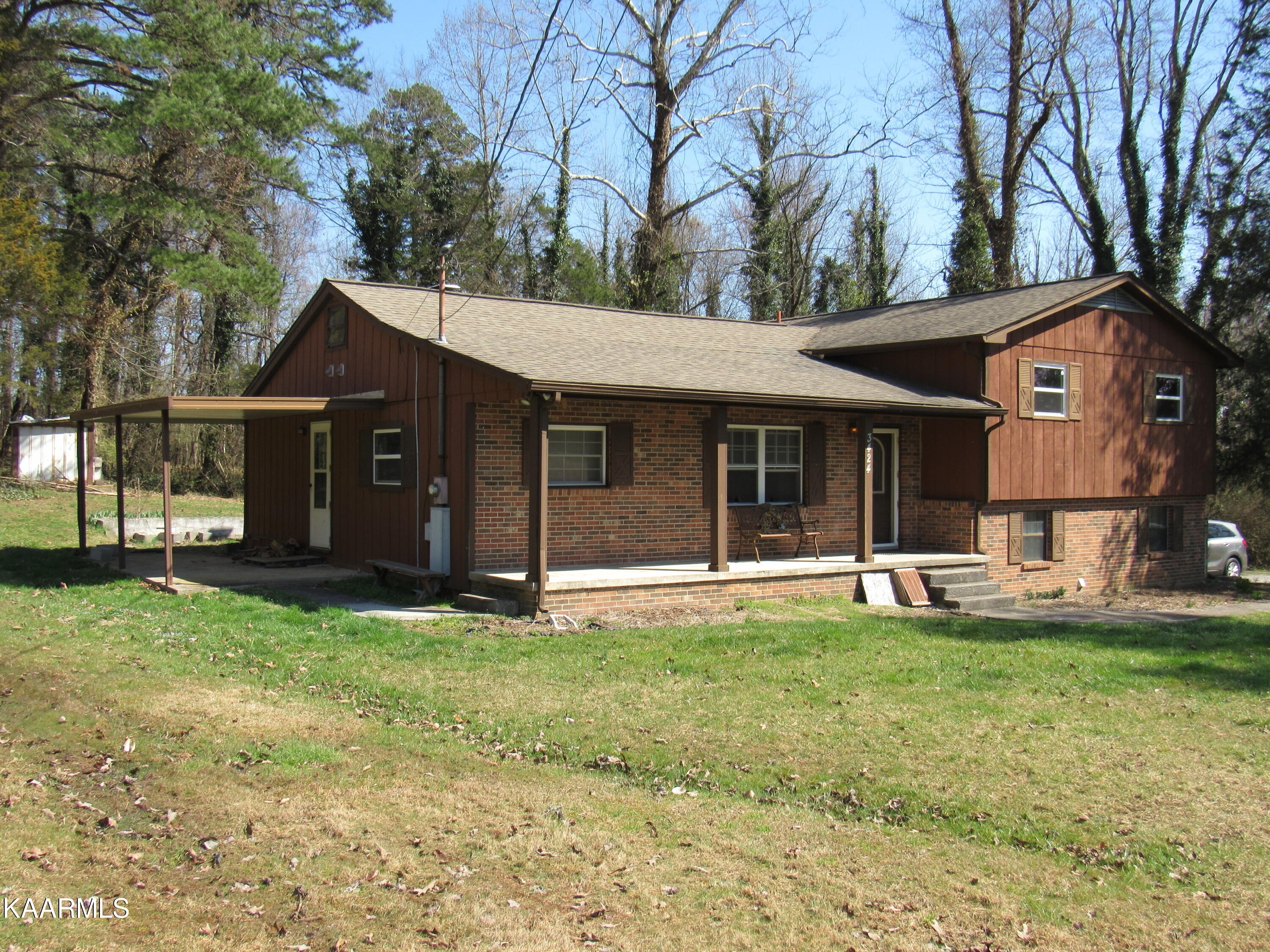 3424 Lobetti Road Knoxville, TN 37931 - Photo 2 of 18 IMG_0617