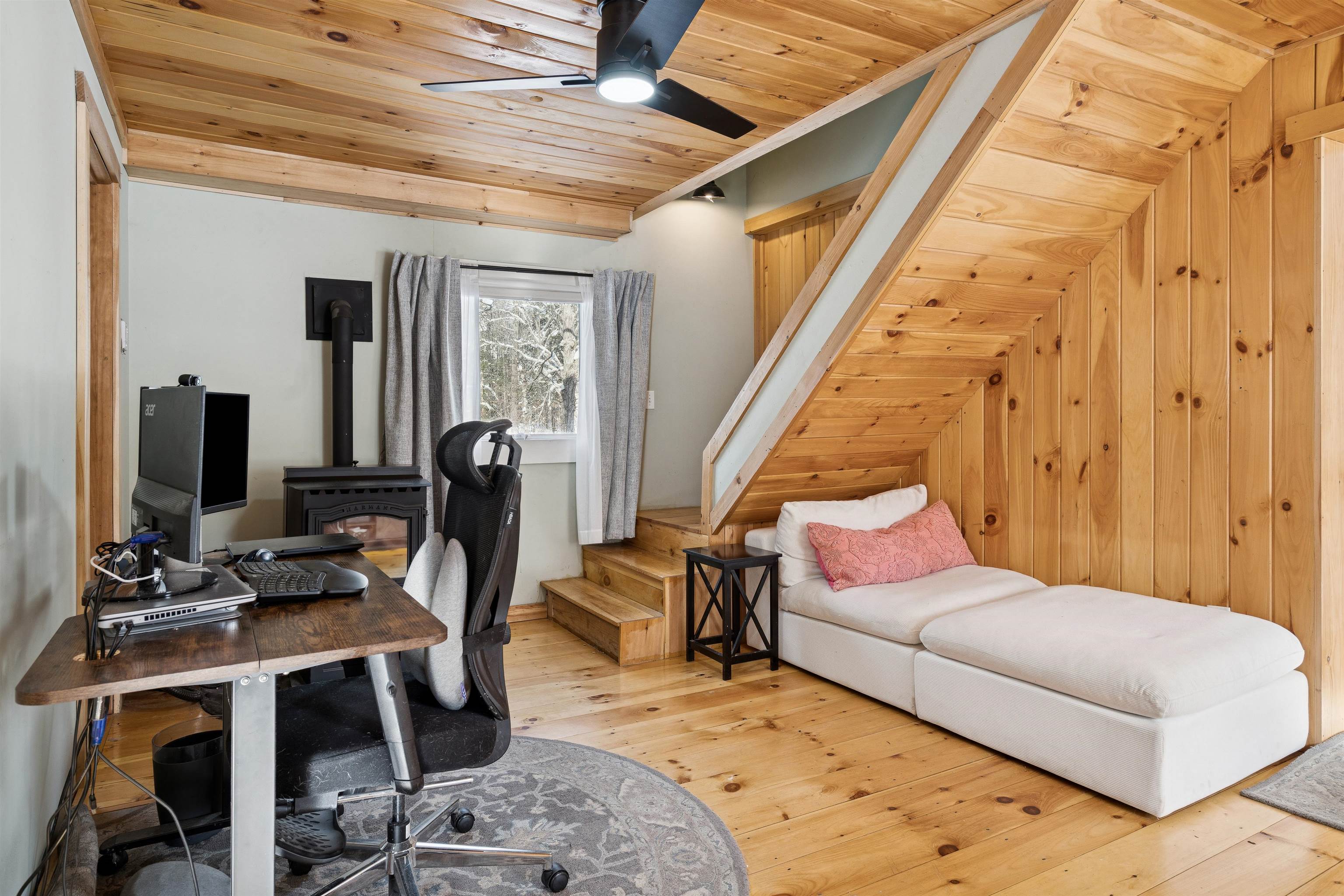 616 Highway 110 Tunbridge, VT 05077 - Photo 12 of 37