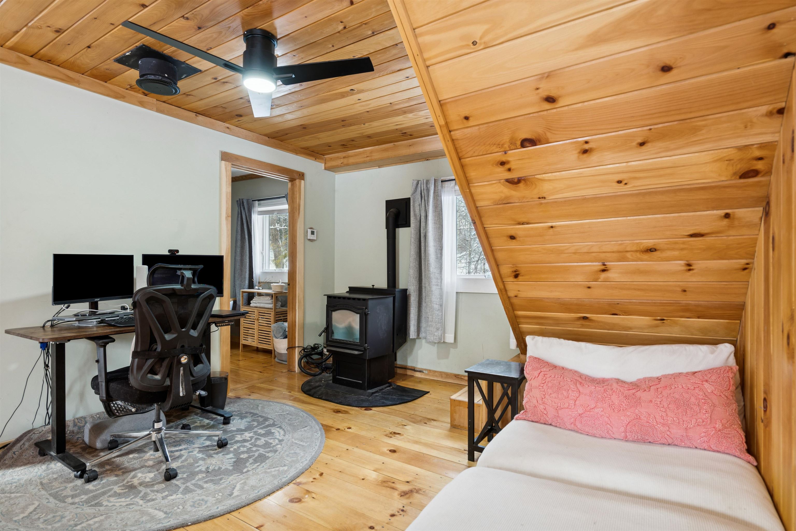 616 Highway 110 Tunbridge, VT 05077 - Photo 13 of 37