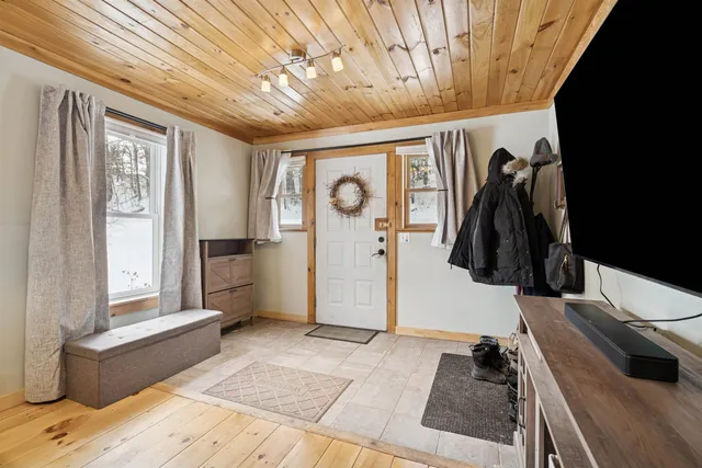 $360,000 | 616 Highway 110, Tunbridge, VT 05077