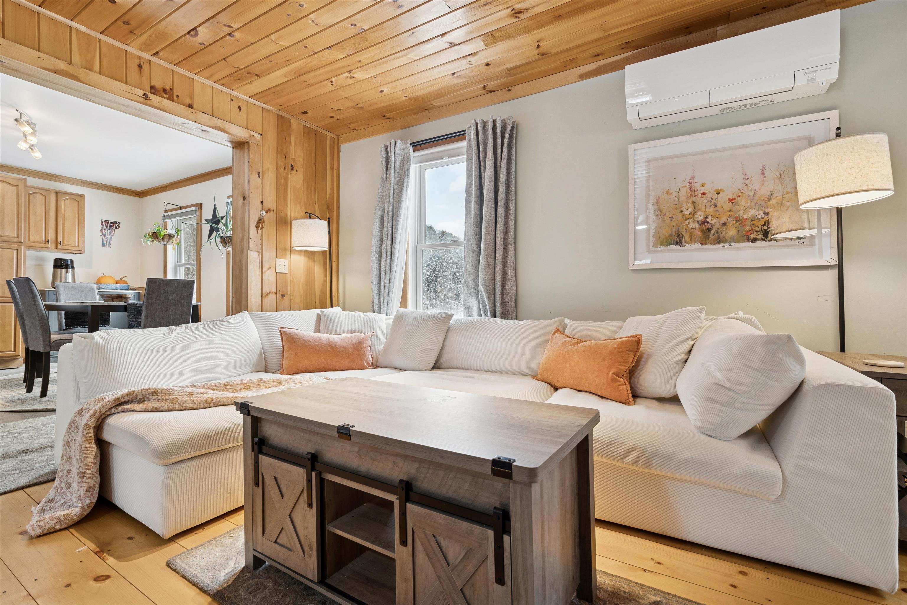 616 Highway 110 Tunbridge, VT 05077 - Photo 9 of 37