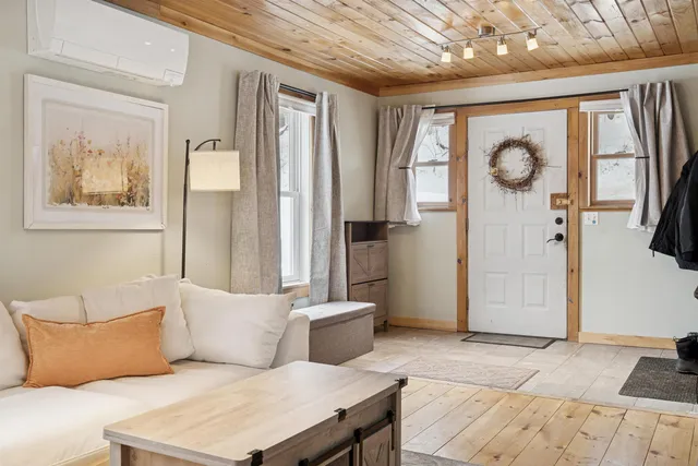 $360,000 | 616 Highway 110, Tunbridge, VT 05077