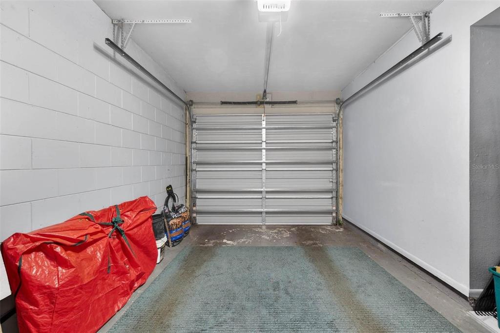 2811 Rampart Circle, Unit 2811 Clearwater, FL 33761 - Photo 28 of 30 a view of walk in closet