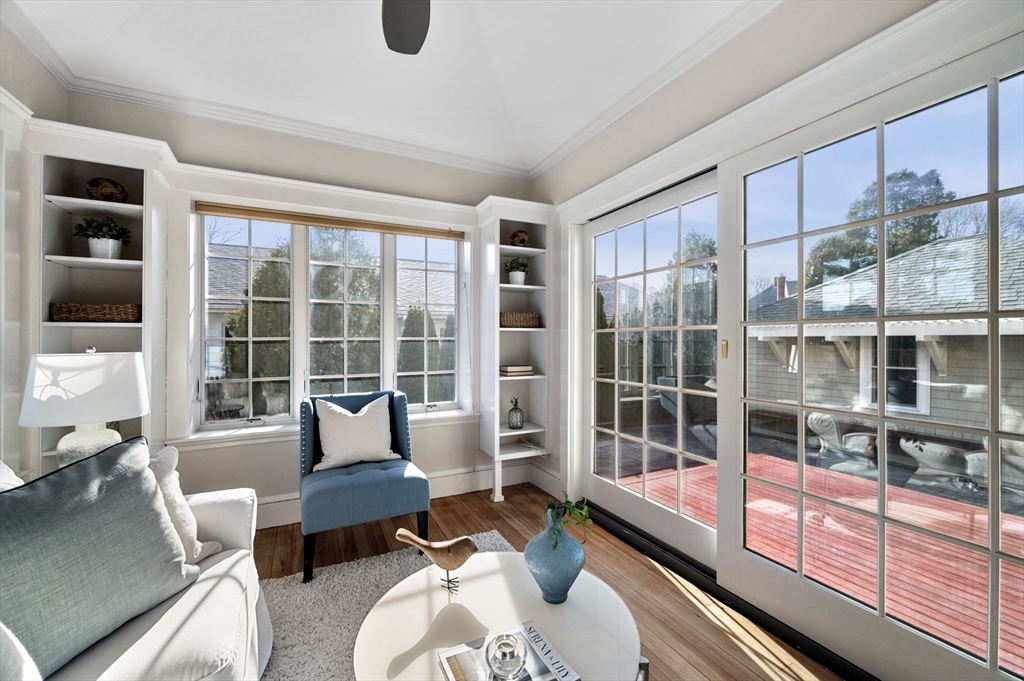 15 Oak Street Marblehead, MA 01945 - Photo 19 of 38