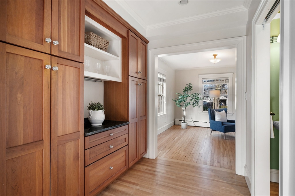 15 Oak Street Marblehead, MA 01945 - Photo 22 of 38