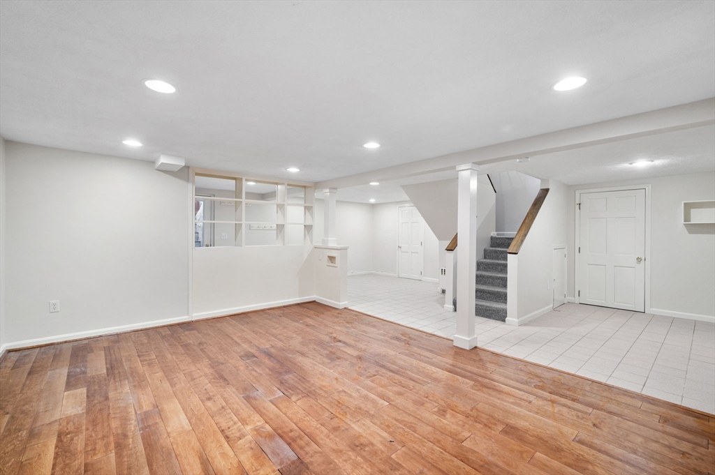 15 Oak Street Marblehead, MA 01945 - Photo 36 of 38