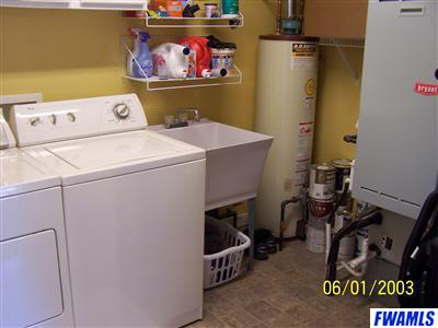 128 South 10th Street Decatur, IN 46733 - Photo 10 of 11