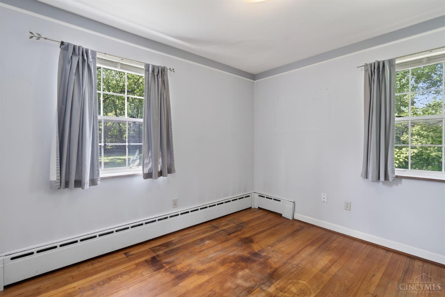 1065 Mc Kelvey Road Cincinnati, OH 45231 - Photo 11 of 38 Bedroom 1 - 1st Floor