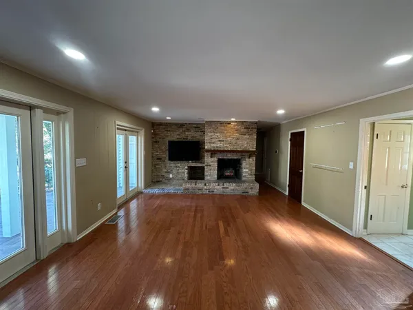 $999,999 | 1280 Stow Avenue, Pensacola, FL 32503