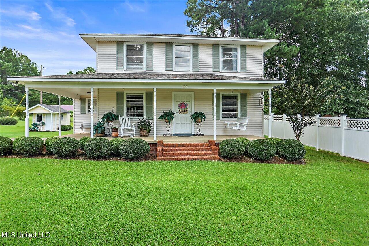 189 Colonial Circle Magee, MS 39111 - Photo 1 of 37 05-189 Colonial Cir