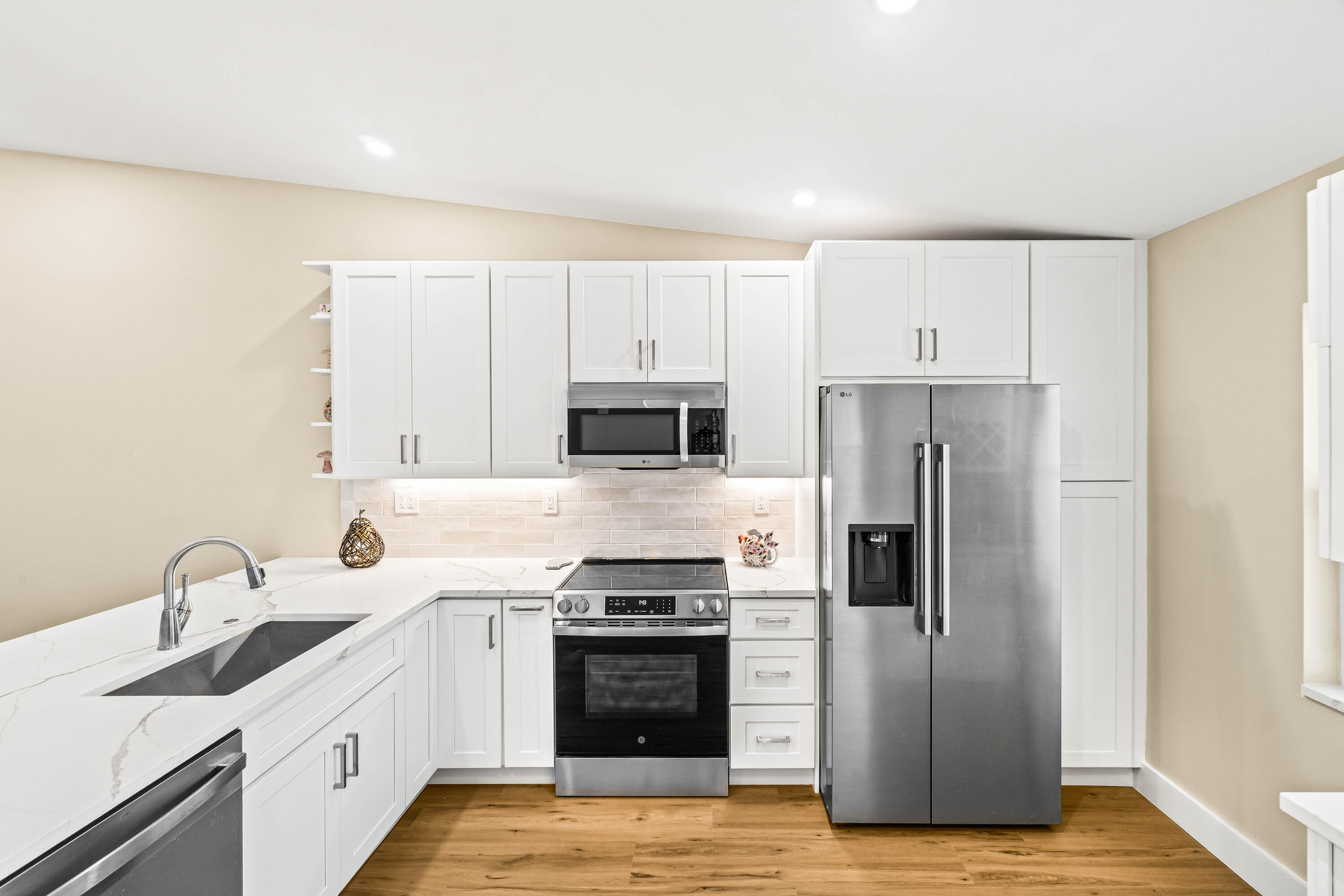 18563 Egret Way Boca Raton, FL 33496 - Photo 4 of 26 007-18563EgretWay-BocaRaton-FL-33496-FUL