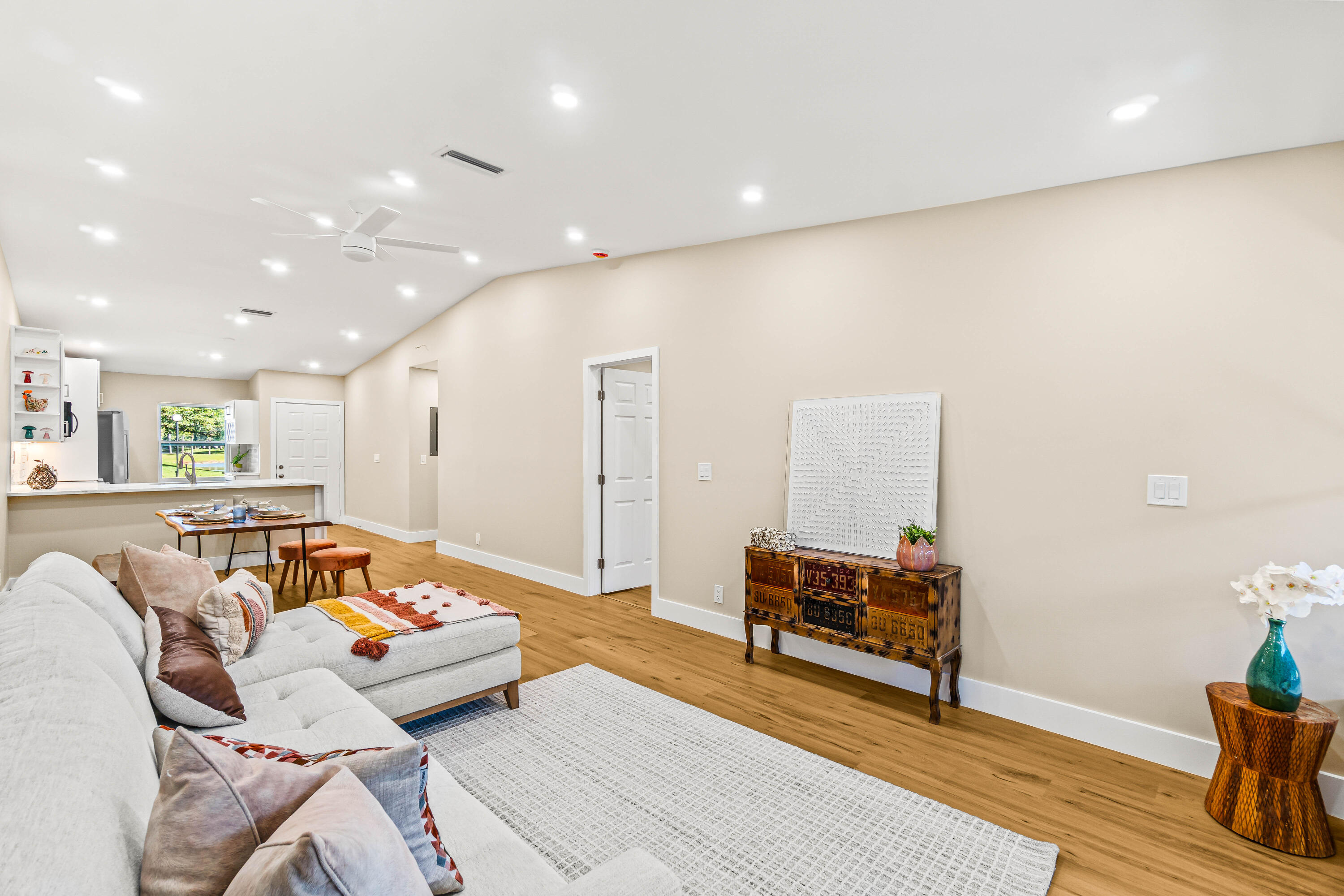 18563 Egret Way Boca Raton, FL 33496 - Photo 9 of 26 017-18563EgretWay-BocaRaton-FL-33496-FUL