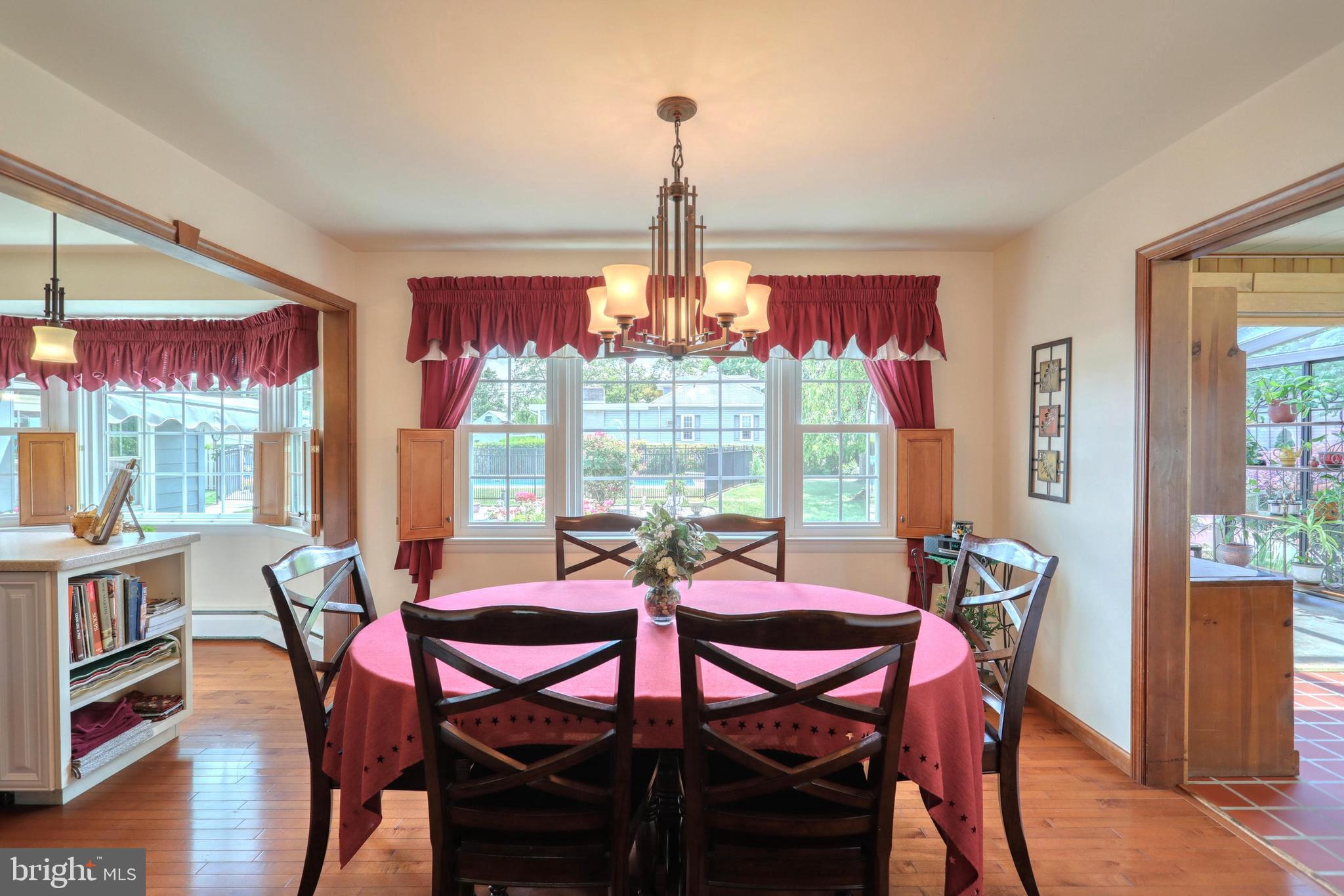 1001 Broadway Hanover, PA 17331 - Photo 11 of 42