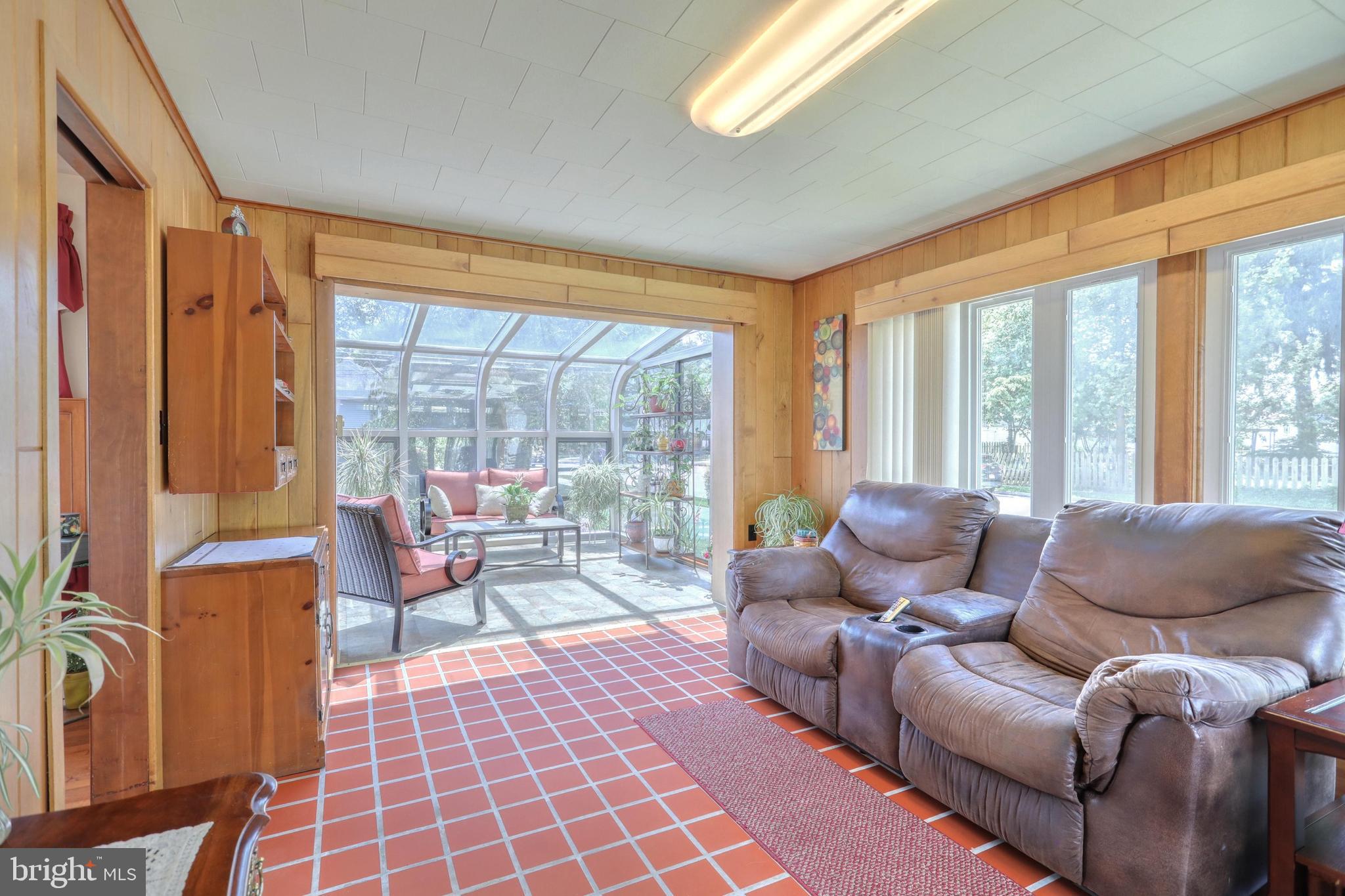 1001 Broadway Hanover, PA 17331 - Photo 12 of 42