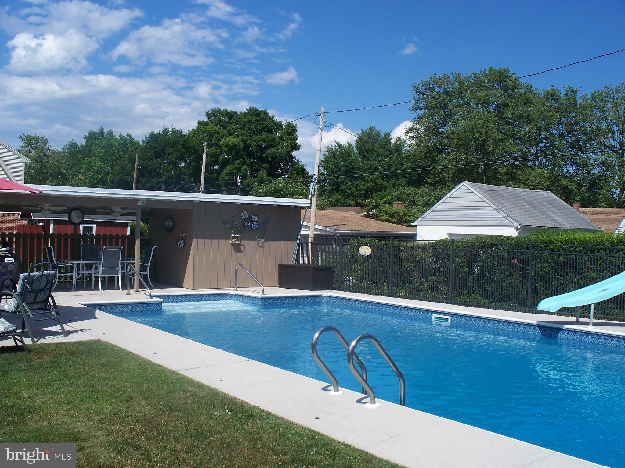 1001 Broadway Hanover, PA 17331 - Photo 36 of 42