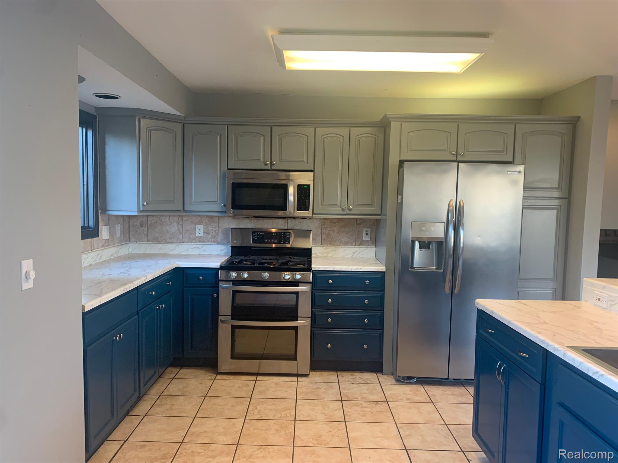 719 Riverside Drive Linden, MI 48451 - Photo 10 of 31 Gallery Image 10