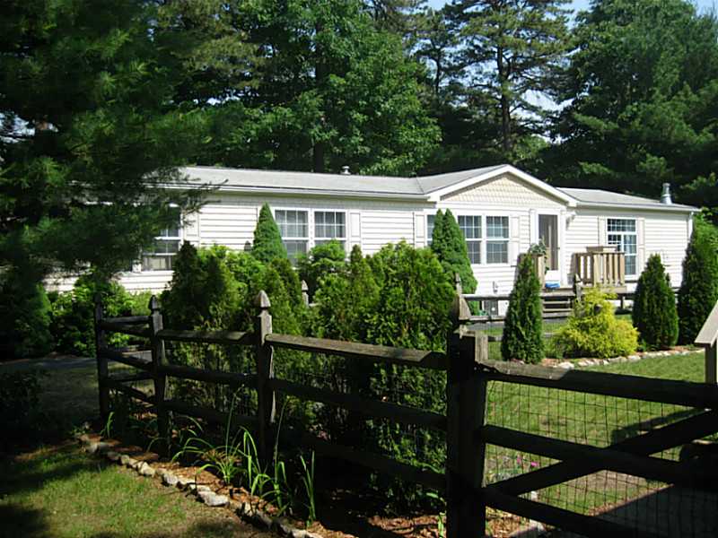 15 King Philip Road Coventry, RI 02816 - Photo 21 of 22 Exterior Front.