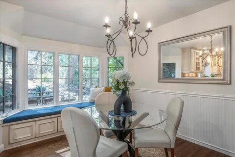 $4,488,000 | 21700 Vía Regina, Saratoga, CA 95070