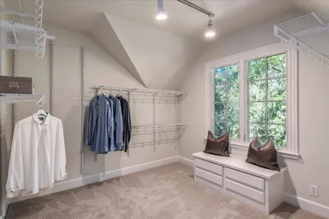 $4,488,000 | 21700 Vía Regina, Saratoga, CA 95070