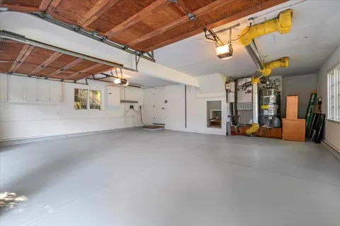 $4,488,000 | 21700 Vía Regina, Saratoga, CA 95070