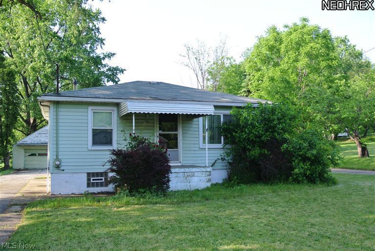791 East Waterloo Road Akron, OH 44306 - Photo 1 of 3