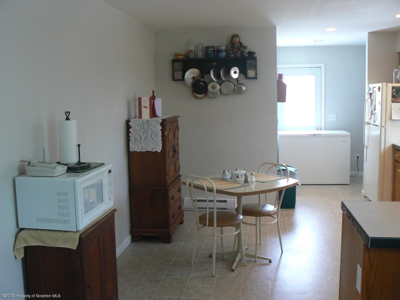 661 N-s Turnpike Road Newfoundland, PA 18445 - Photo 8 of 14 Gallery Image 8