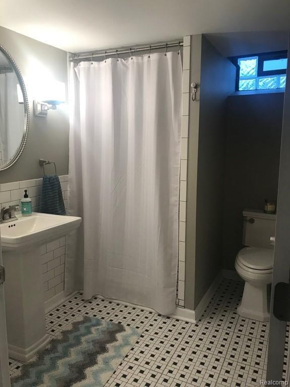 4112 Durham Road Royal Oak, MI 48073 - Photo 14 of 15