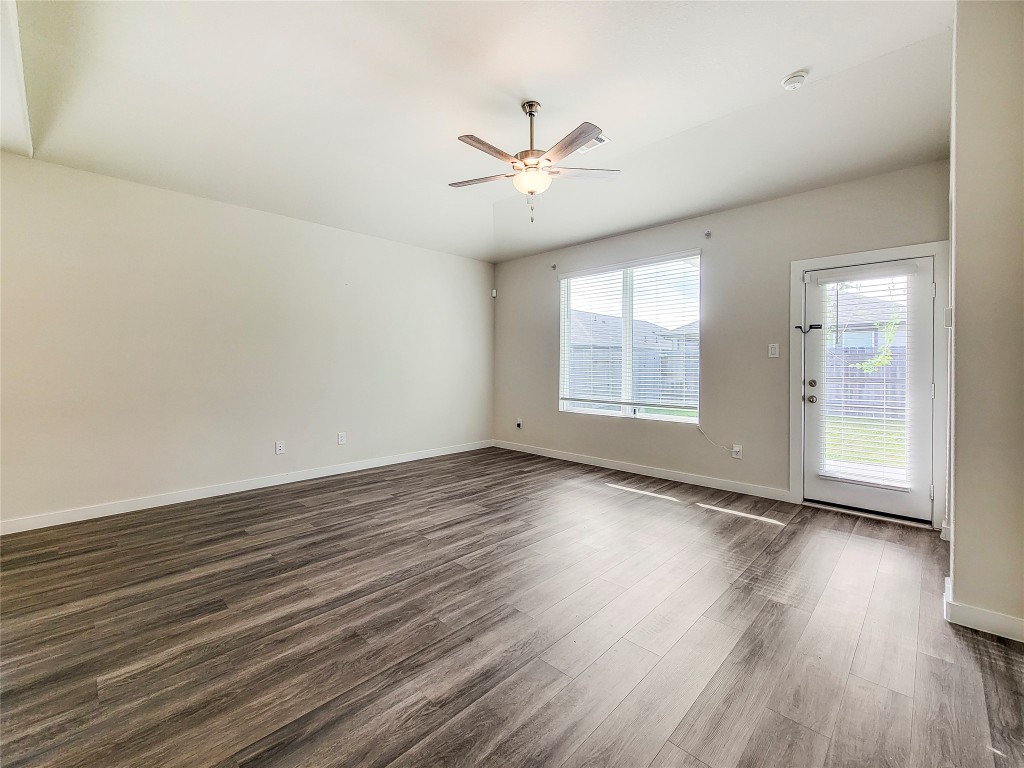 18731 Frost Ridge Drive Crosby, TX 77532 - Photo 3 of 16