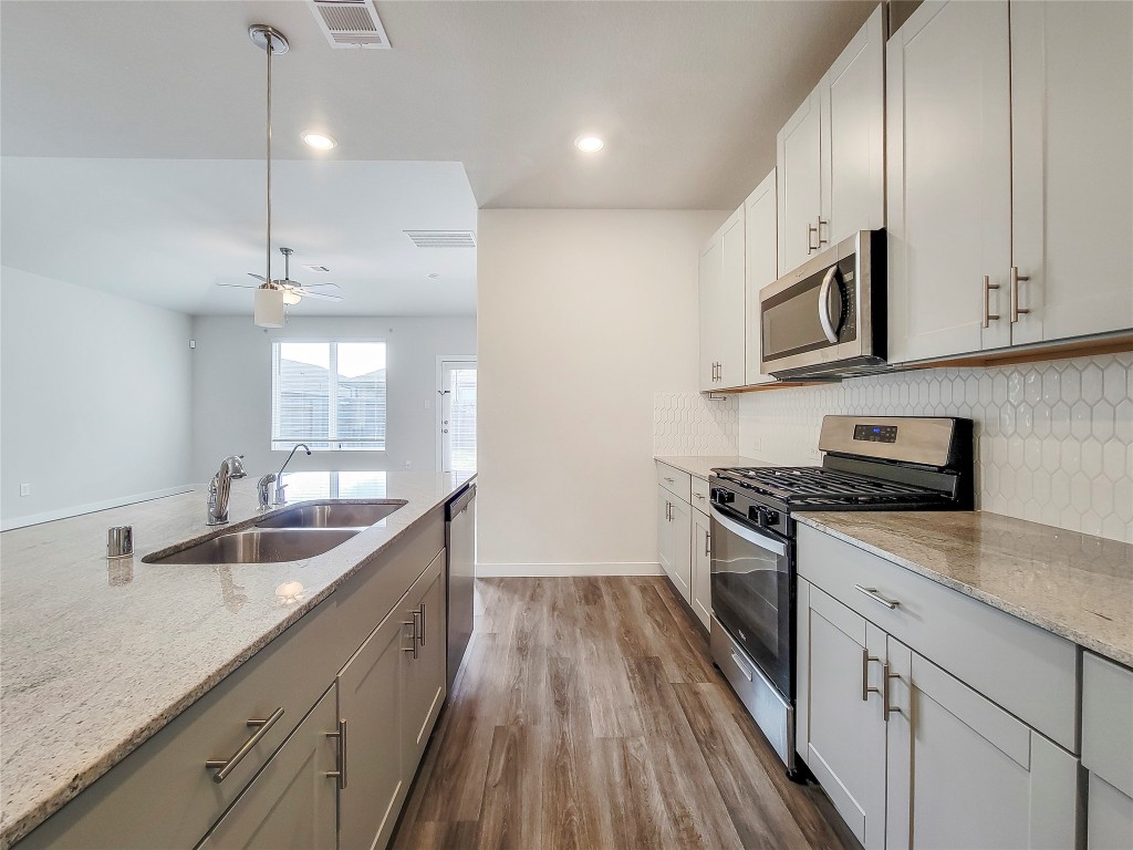 18731 Frost Ridge Drive Crosby, TX 77532 - Photo 4 of 16