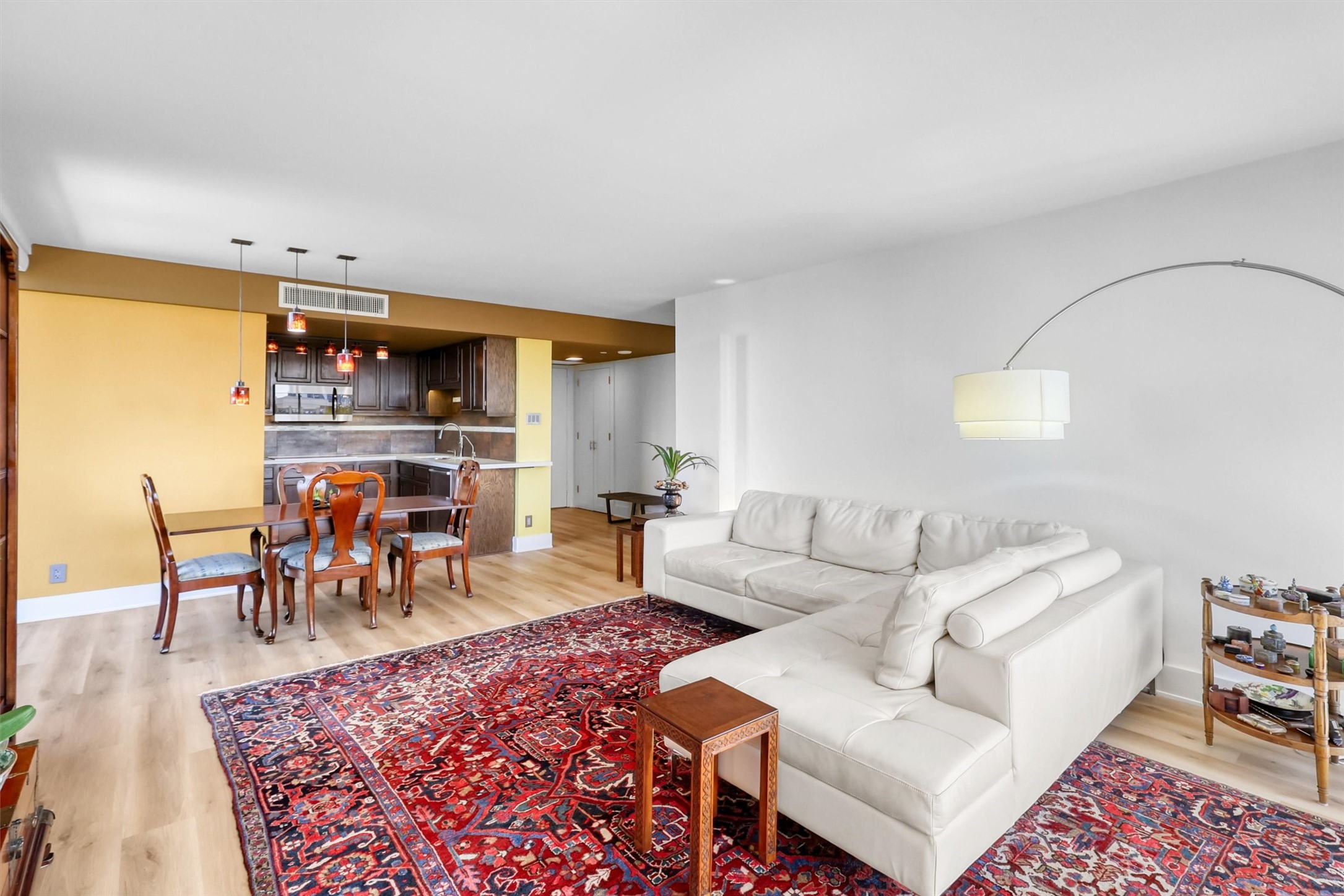 2016 Main Street, Unit 722 Houston, TX 77002 - Photo 16 of 38 a living room with furniture and a fireplace