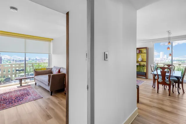 $277,000 | 2016 Main Street, Unit 722, Houston, TX 77002