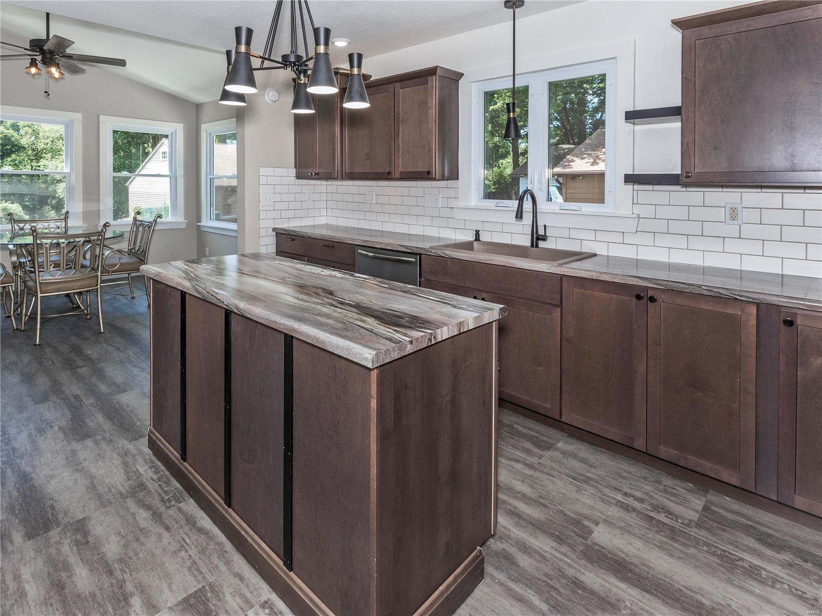9104 Bunkum Road Fairview Heights, IL 62208 - Photo 19 of 51 Gallery Image 19