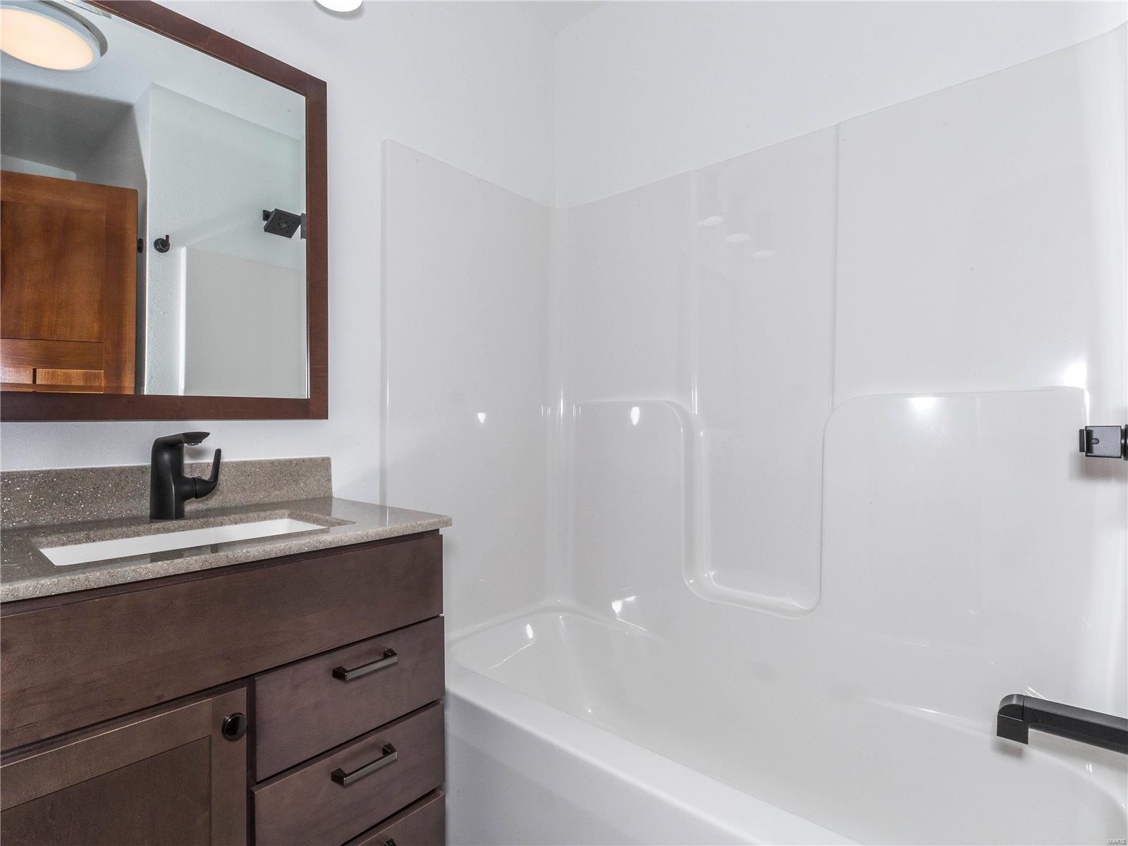 9104 Bunkum Road Fairview Heights, IL 62208 - Photo 38 of 51 Gallery Image 38