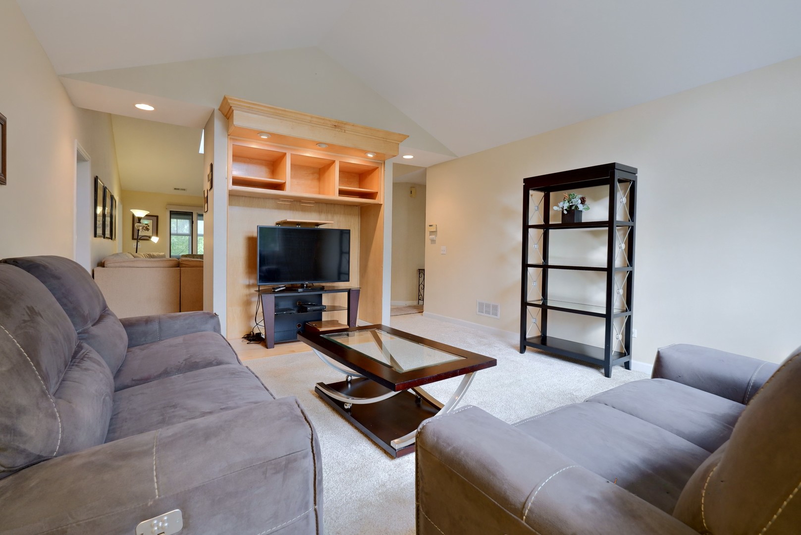 149 Easton Place, Unit 149 Burr Ridge, IL 60527 - Photo 7 of 28