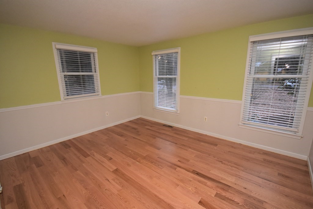 180 Aubinwood Road Amherst, MA 01002 - Photo 19 of 35 Gallery Image 19