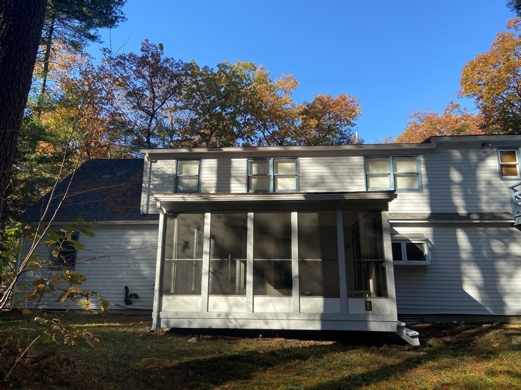 180 Aubinwood Road Amherst, MA 01002 - Photo 5 of 35 Gallery Image 5