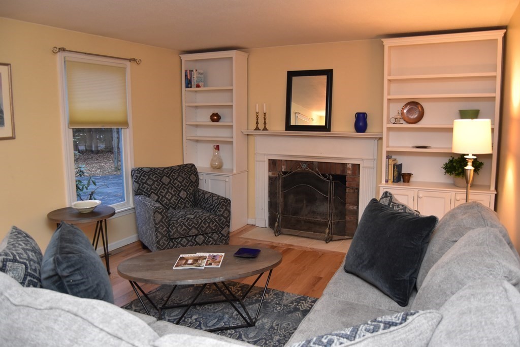 180 Aubinwood Road Amherst, MA 01002 - Photo 9 of 35 Gallery Image 9