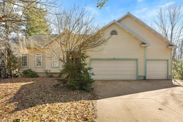 $429,900 | 3317 Danglwood Court, Muskegon, MI 49444