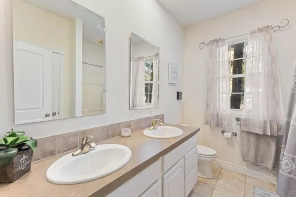 $429,900 | 3317 Danglwood Court, Muskegon, MI 49444