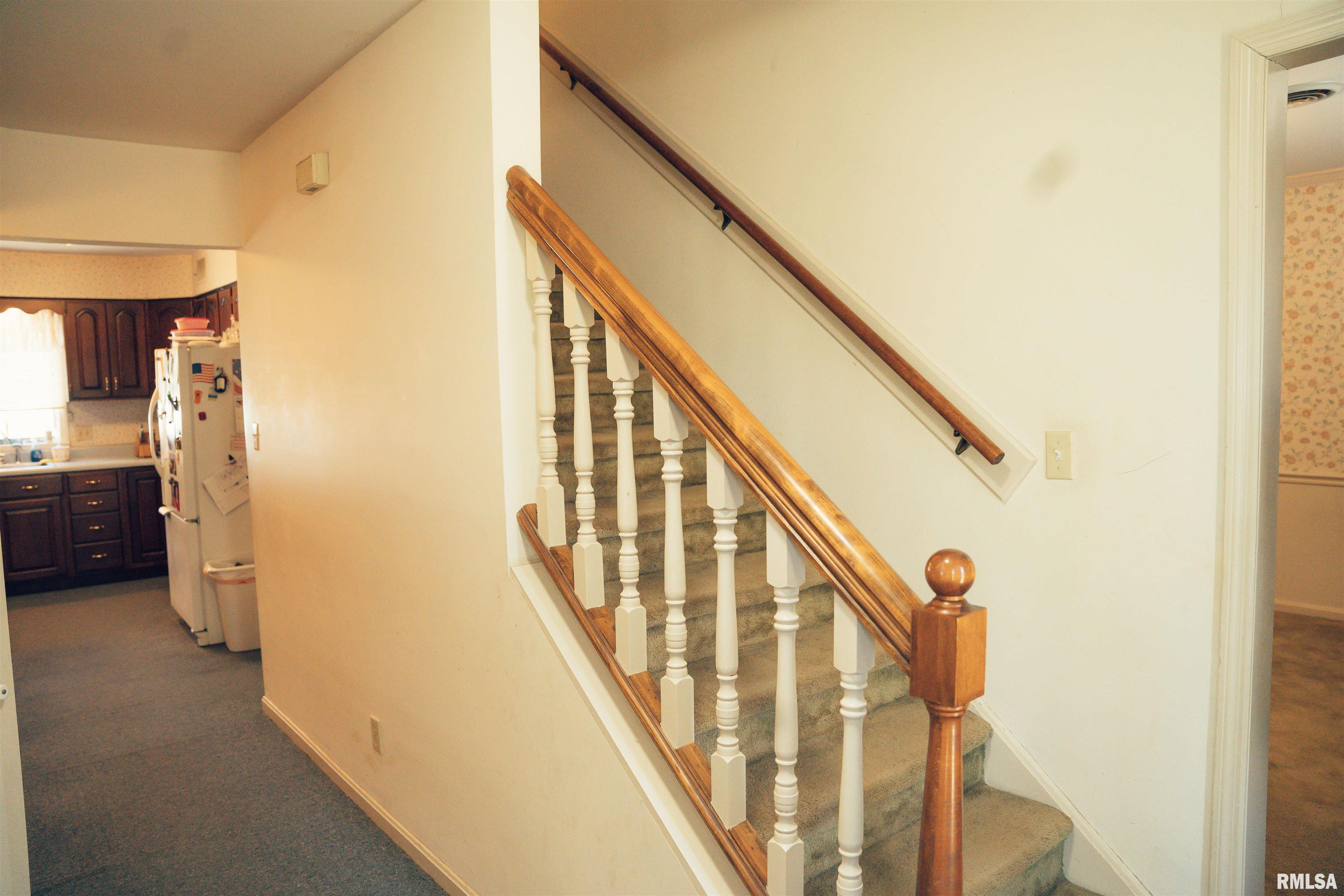 212 South Herrmann Drive Ridgway, IL 62979 - Photo 10 of 27 Gallery Image 10
