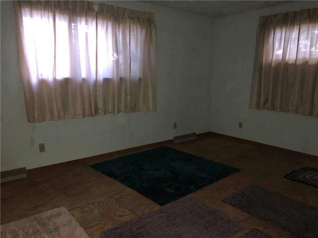 360 Upper Middletown Road Smock, PA 15480 - Photo 12 of 20