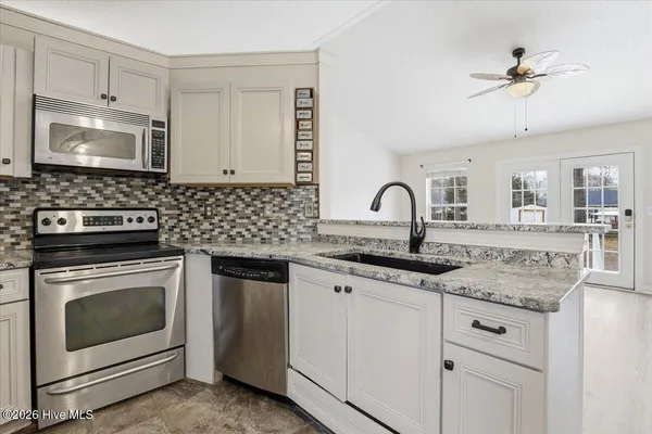 $235,000 | 2806 Cornell Court, La Grange, NC 28551