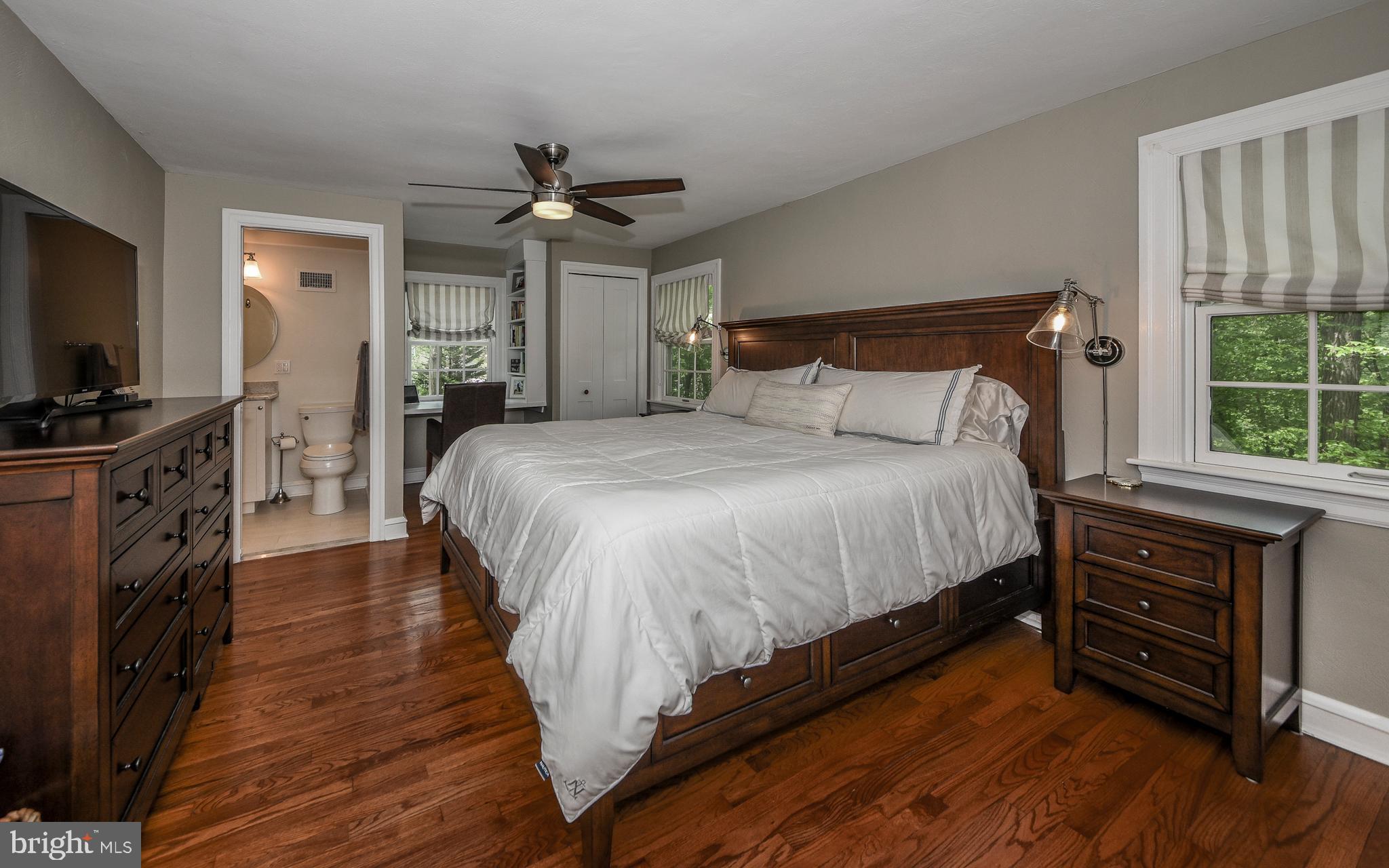 340 Harbison Road Wayne, PA 19087 - Photo 23 of 38 Mian bedroom on upper level