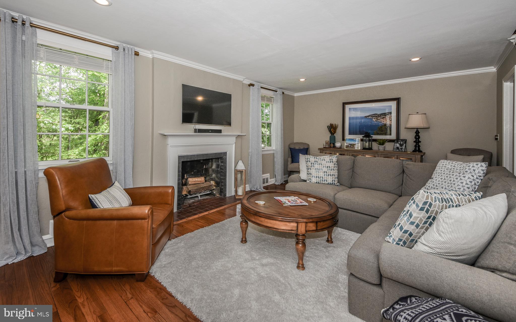 340 Harbison Road Wayne, PA 19087 - Photo 9 of 38 Wood burnng fireplace