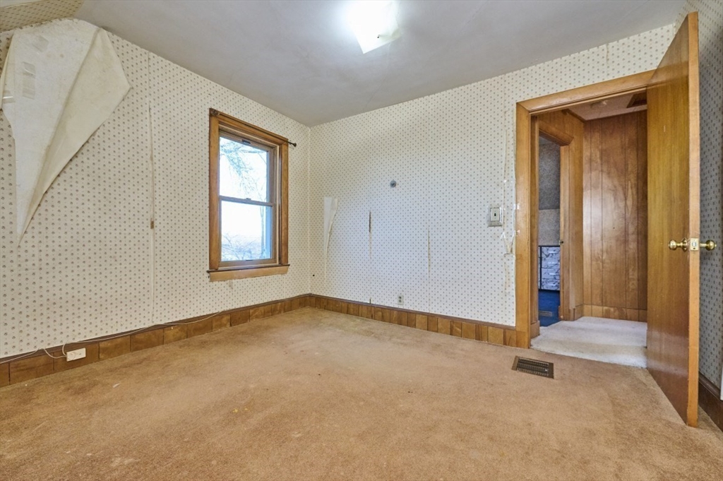 16 Converse Street Boston, MA 02135 - Photo 13 of 25