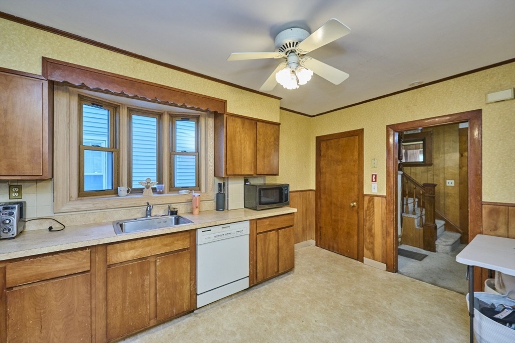 16 Converse Street Boston, MA 02135 - Photo 7 of 25