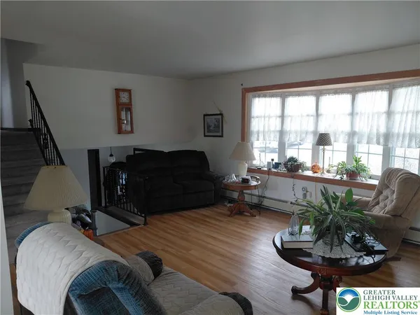 $289,000 | 1020 East Main Street, Weatherly, PA 18255